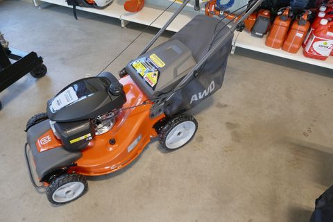 Husqvarna LC 353 AWD