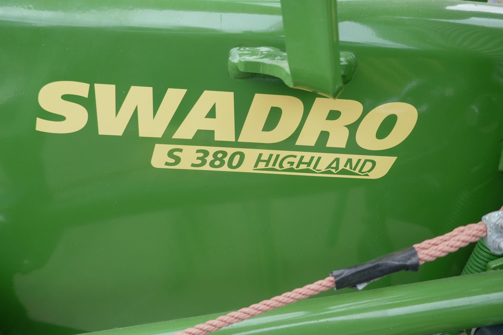 Krone S 380 Highland 2