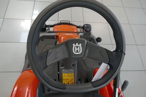 Husqvarna R 214 TC Comfort Edition