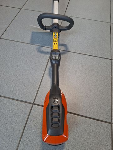 Husqvarna Akku-Trimmer 215 iL Set