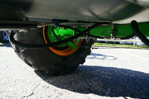 Joskin Alpina 2 6000 S + Vogelsang UniSpread 7,5 m