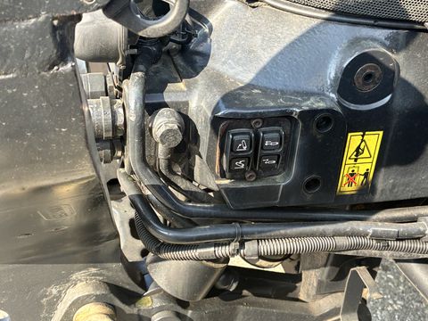 New Holland T6.180 Auto Command SideWinder II (Stage V) 