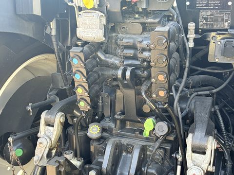 New Holland T6.180 Auto Command SideWinder II (Stage V) 