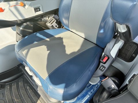 New Holland T6.180 Auto Command SideWinder II (Stage V) 