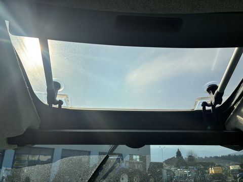 New Holland T6.180 Auto Command SideWinder II (Stage V) 