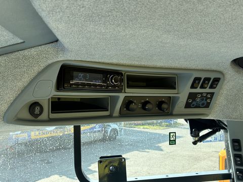 New Holland T6.180 Auto Command SideWinder II (Stage V) 