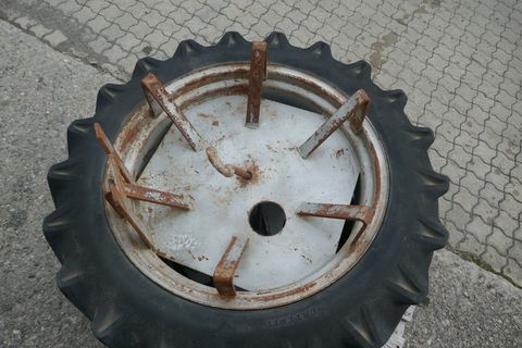 Trinker 11.2/10R28 Zwillingsräder