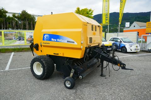 New Holland BR 6090