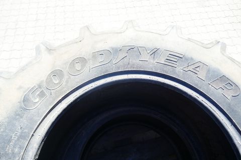 Good Year 440/65R 24