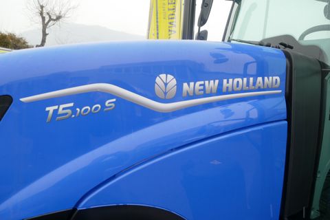 New Holland T5.100S Powershuttle