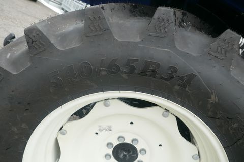 New Holland T5.100S Powershuttle