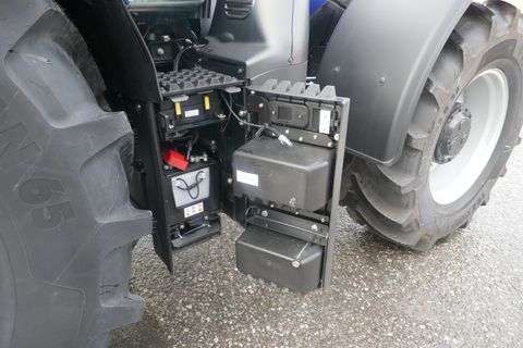 New Holland T6.180 Auto Command SideWinder II (Stage V) 