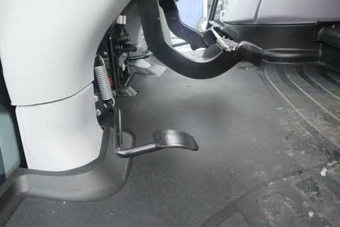 New Holland T6.180 Auto Command SideWinder II (Stage V) 