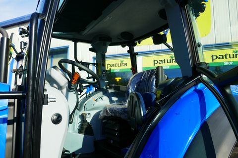 New Holland T5.90 Utility Dual Command