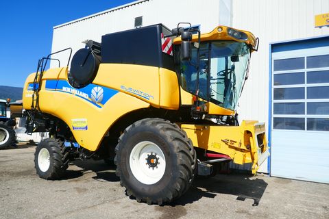 New Holland CX 5090 Laterale
