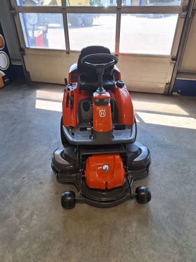 Husqvarna R 216 TC AWD