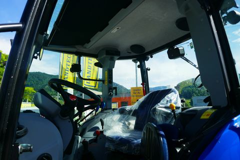 New Holland T4.75 Stage V