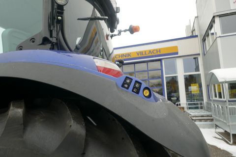 New Holland T6.180 Auto Command SideWinder II (Stage V) 