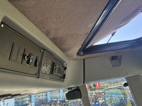 New Holland TV-T 195 Auto Command