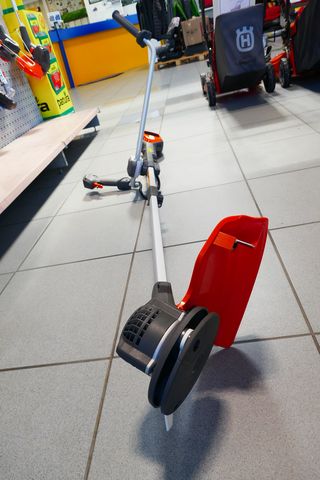 Husqvarna Akku-Freischneider 220 iR
