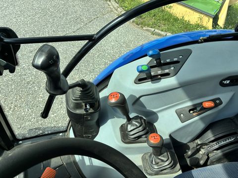 New Holland T4.55S