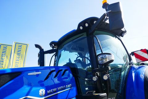 New Holland T7.245 PLM Auto Command