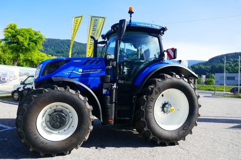 New Holland T7.245 PLM Auto Command