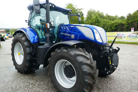 New Holland T7.245 Auto Command SideWinder II (Stage V)