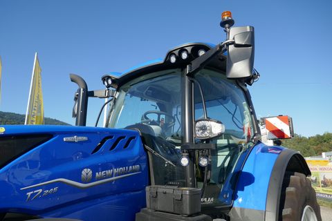 New Holland T7.245 PLM Auto Command