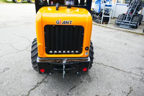 Giant G 1500 