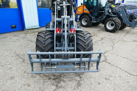Giant G 1500 