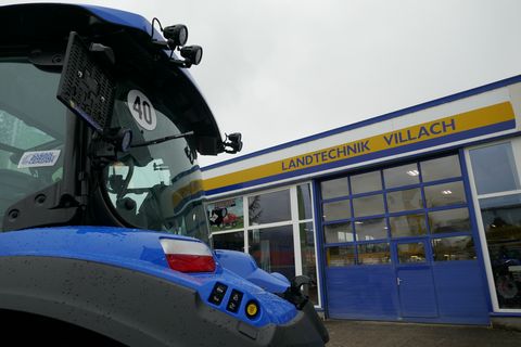 New Holland T5.120 Auto Command (Stage V)