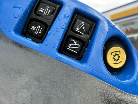 New Holland T6.180 Auto Command SideWinder II (Stage V) 