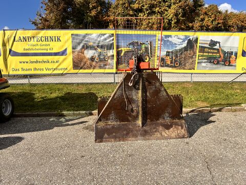 Holzknecht HS 750
