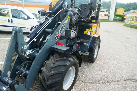 Giant G 2700E HD