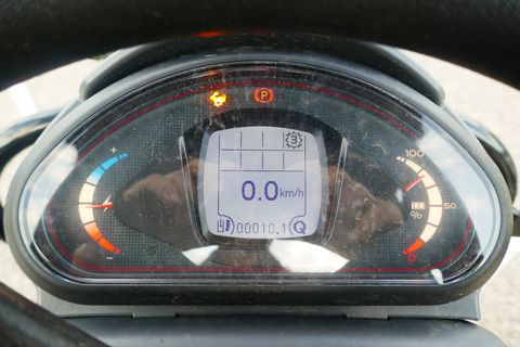 Giant G 2700E HD