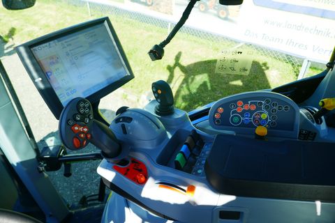 New Holland T5.110 Auto Command (Stage V)