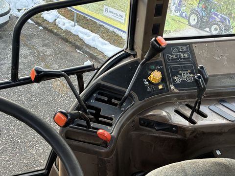 New Holland M 115/8260