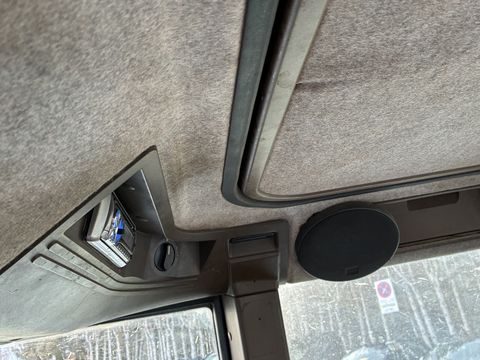 New Holland M 115/8260