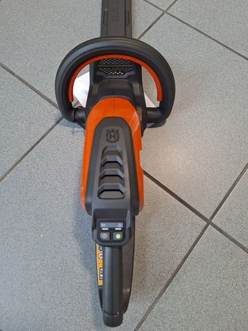 Husqvarna Akku-Heckenschere 215 iHD45 Set