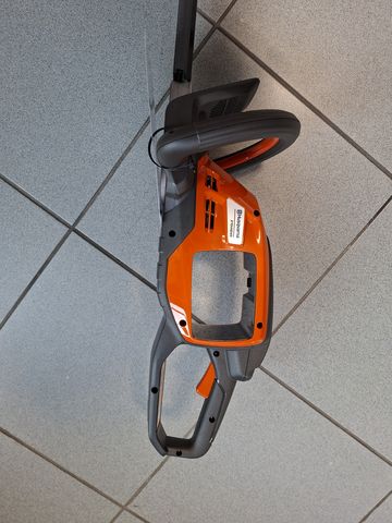 Husqvarna Akku-Heckenschere 215 iHD45 Set