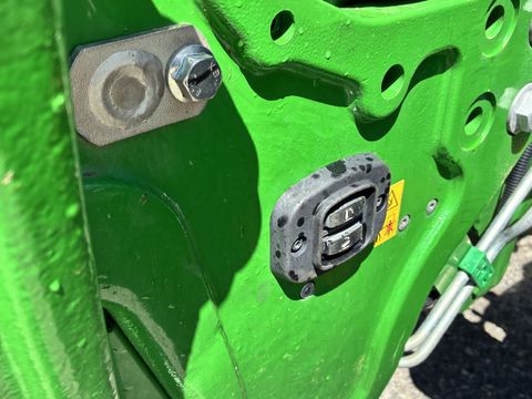 John Deere 6155R