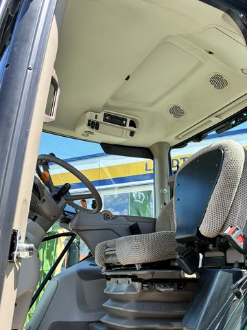 John Deere 6155R