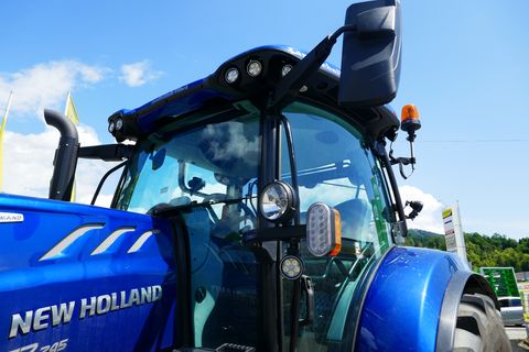 New Holland T7.245 Auto Command SideWinder II (Stage V)