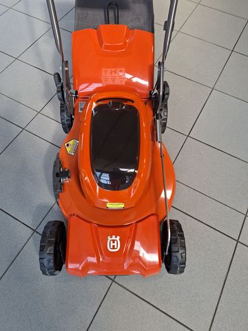Husqvarna Akku-Rasenmäher LC 251 iS