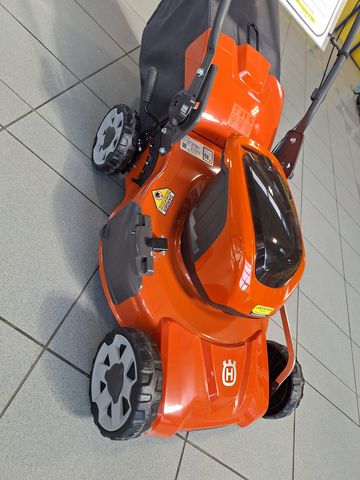 Husqvarna Akku-Rasenmäher LC 251 iS