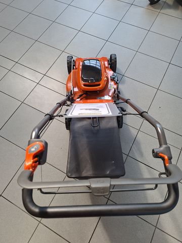 Husqvarna Akku-Rasenmäher LC 251 iS