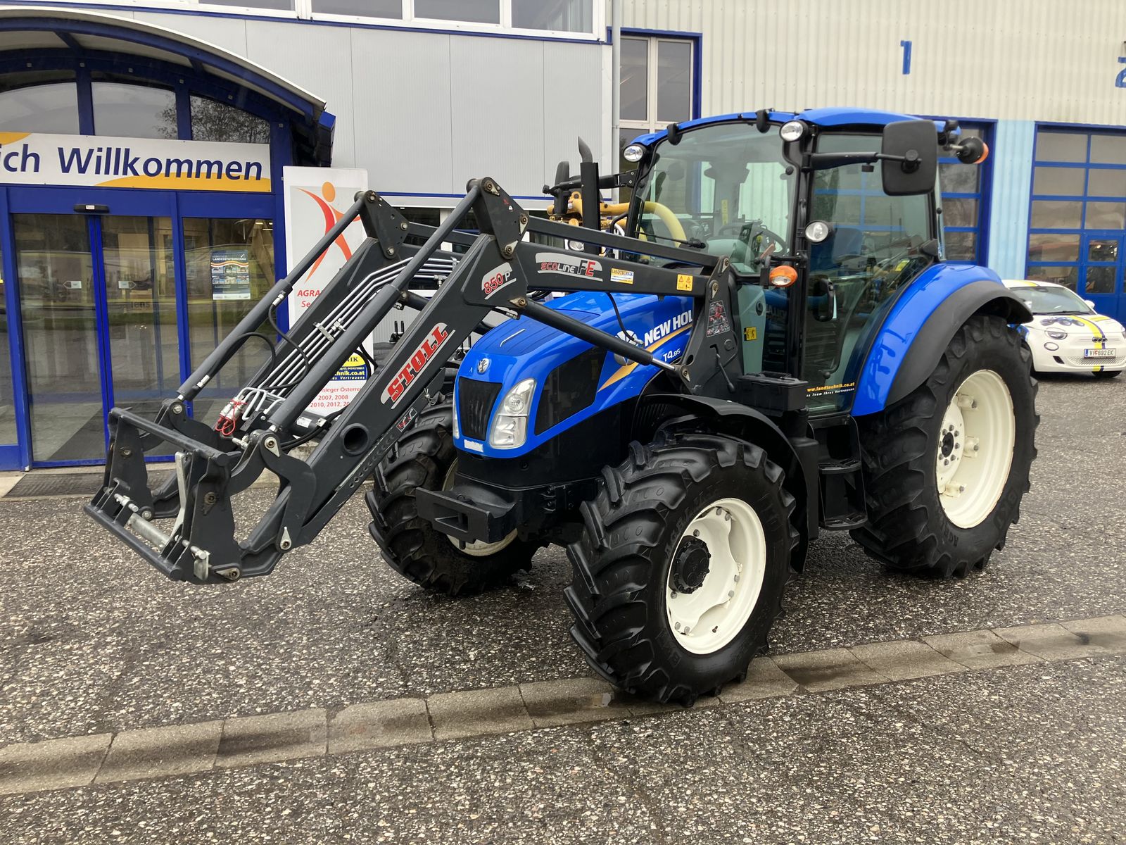 New Holland T4.85 2