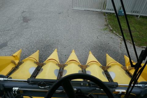 New Holland CX 5.80 (Stage V)
