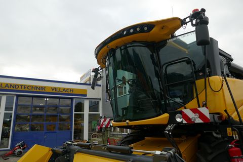 New Holland CX 5.80 (Stage V)